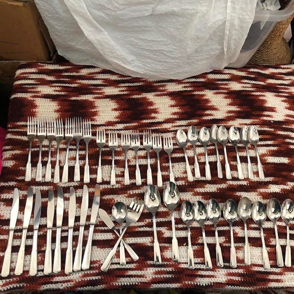 1932 WM A Rogers Oneida Vintage Stainless Flatware Friendship Medality 43 pcs
